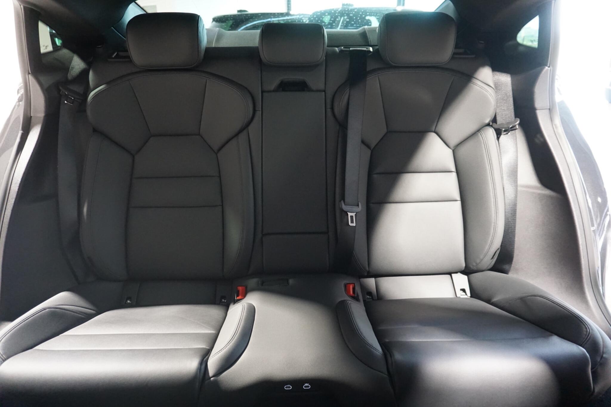 Audi e-tron GT 93.4kWh Saloon 4dr Electric Auto quattro (476 ps)